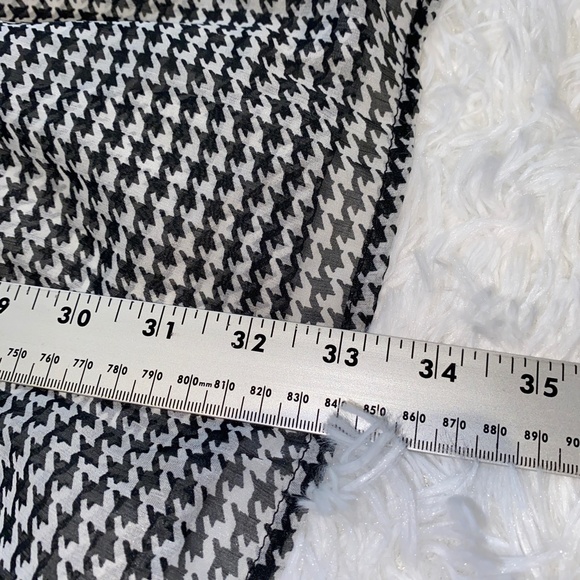 Stradivarius Ultra Sheer Houndstooth Tiered Dress - Picture 5 of 5